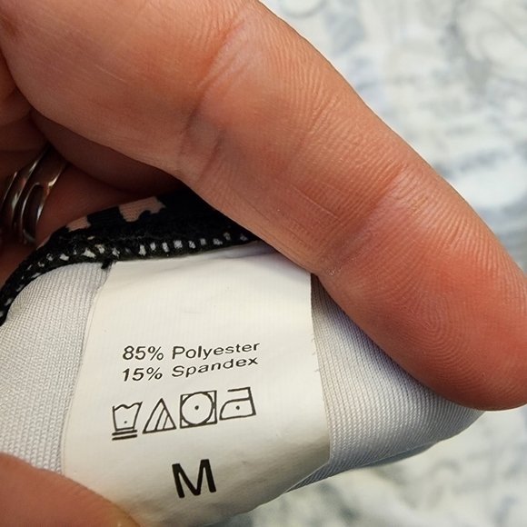 LEAPORD print one piece swimsuit - Picture 7 of 8